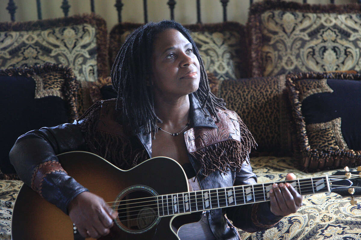 Ruthie Foster (Courtesy The Egg)