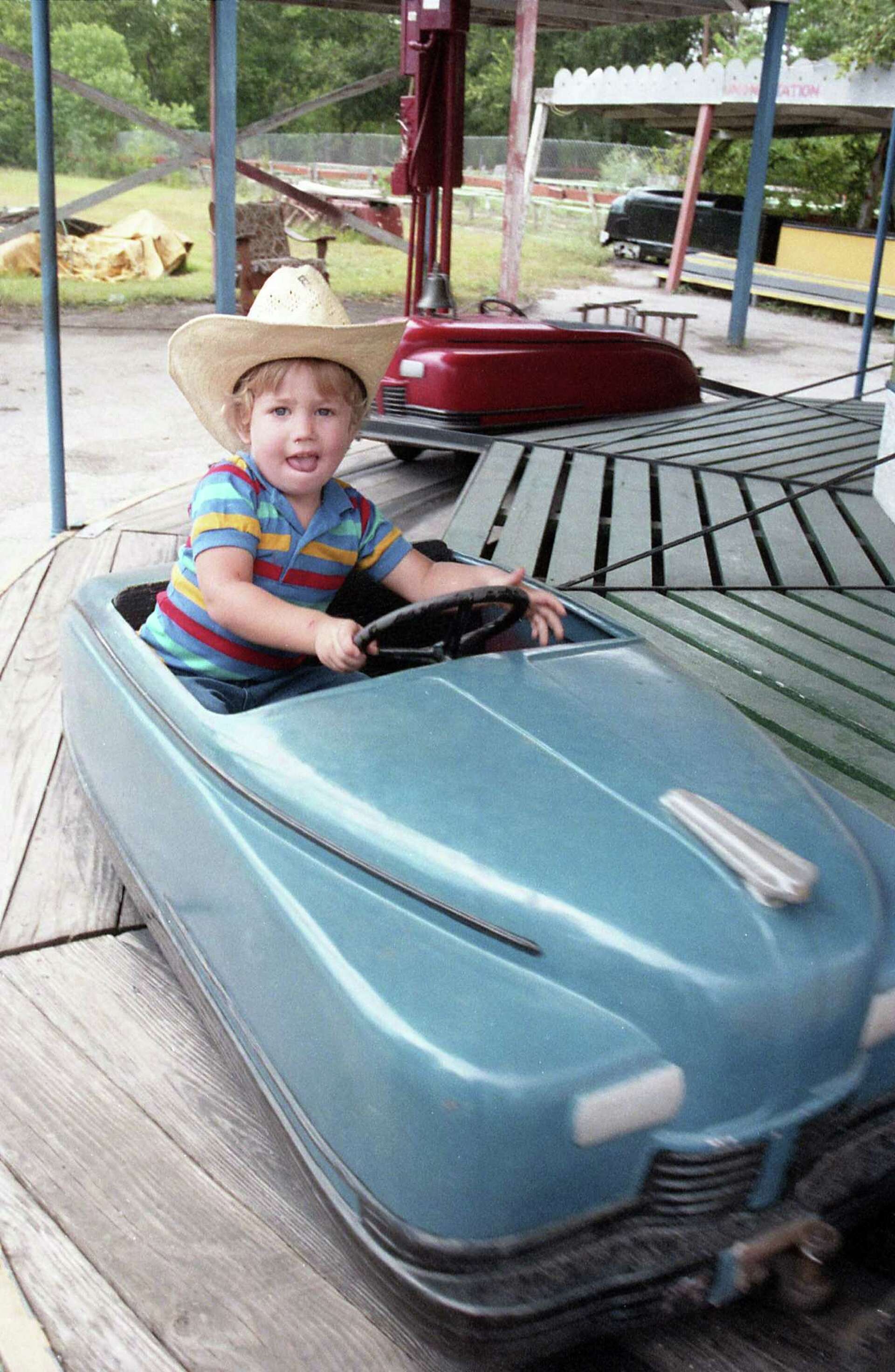 30 years ago: Kiddie Wonderland, ZZ Top, El Mercado del Sol