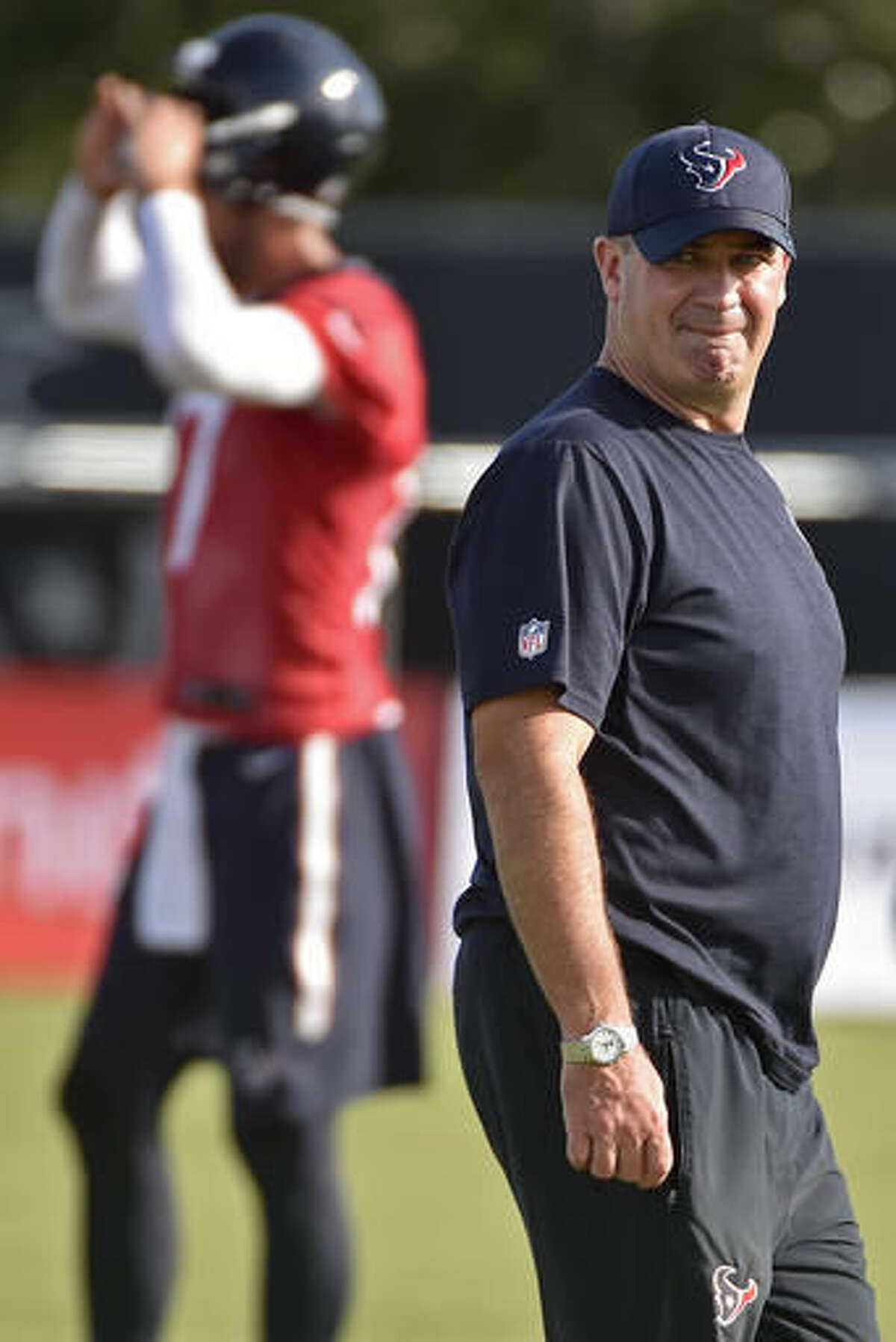 Houston Texans head coach Bill O'Brien watches a practice at the NFL football team's training camp, Sunday, July 31, 2016, in Houston. (AP Photo/Eric Christian Smith)
