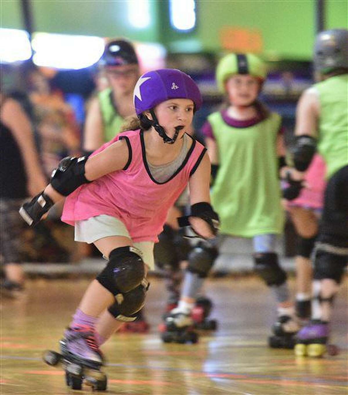 Teen roller derby thriving in Huntsville