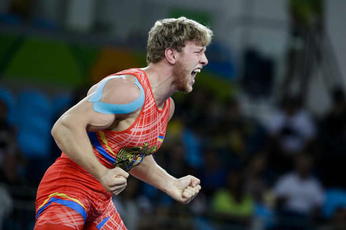 Artur Aleksanyan rolls to Olympic gold in Greco-Roman