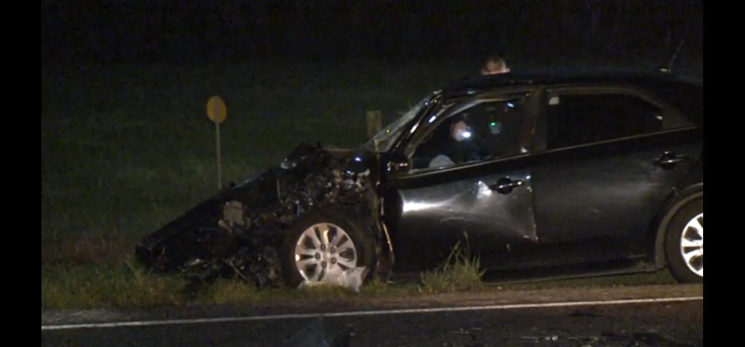 Woman dies, two children injured after crash in southeast Houston