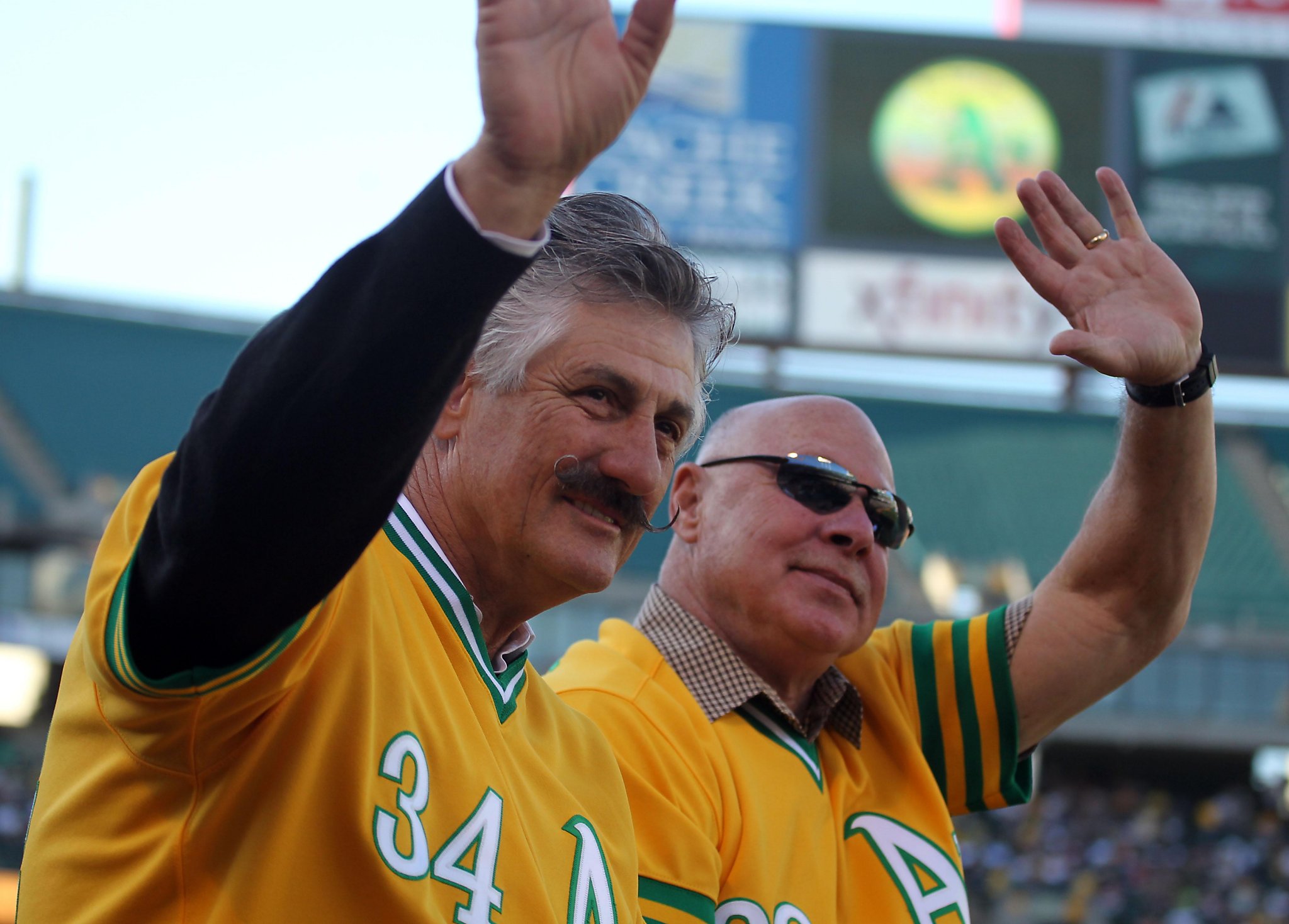 Hall of Famer, Rollie Fingers Virtual Special Occasion Message Package