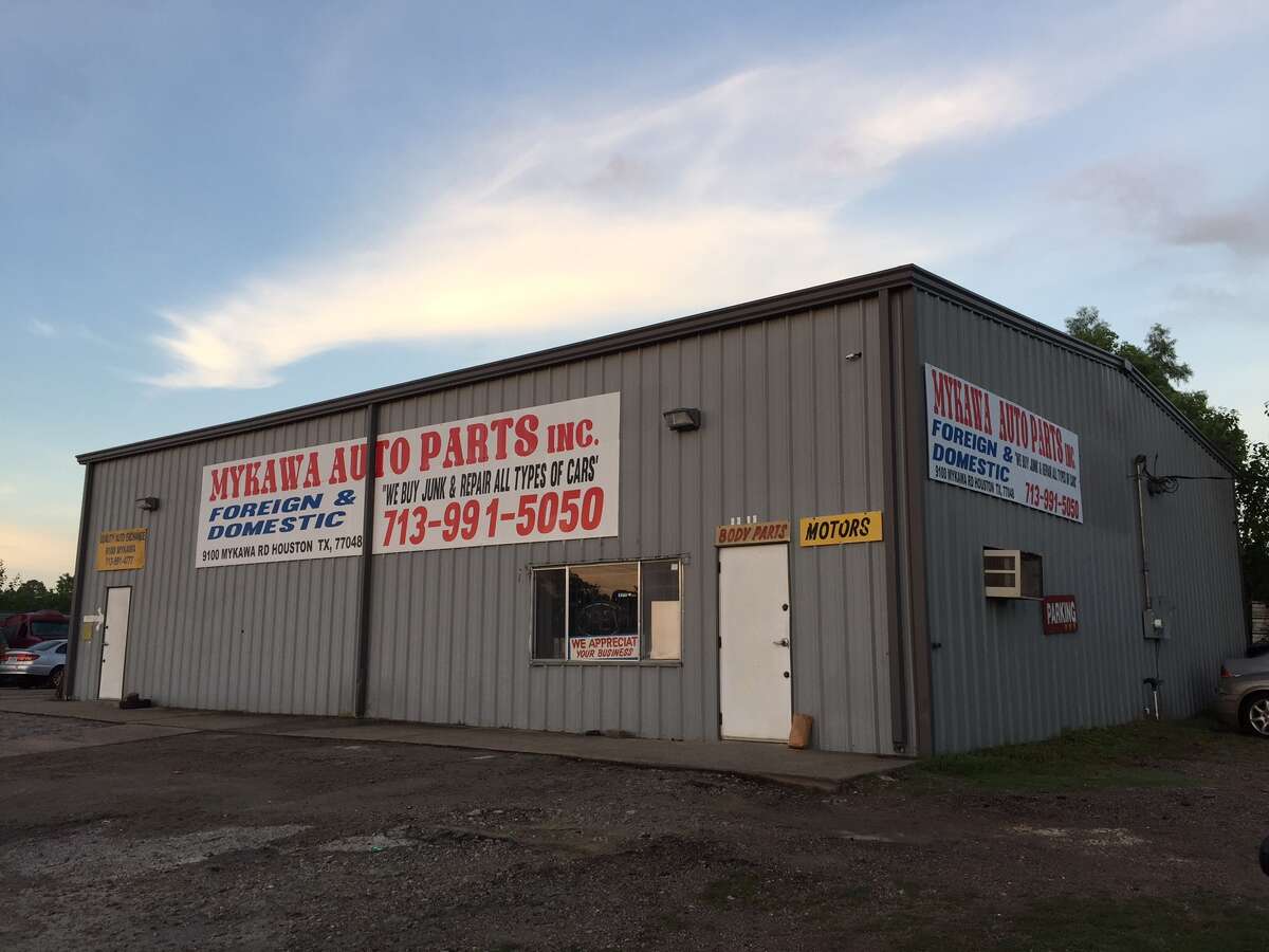 Raymond Jackson accused of decapitating auto parts store owner