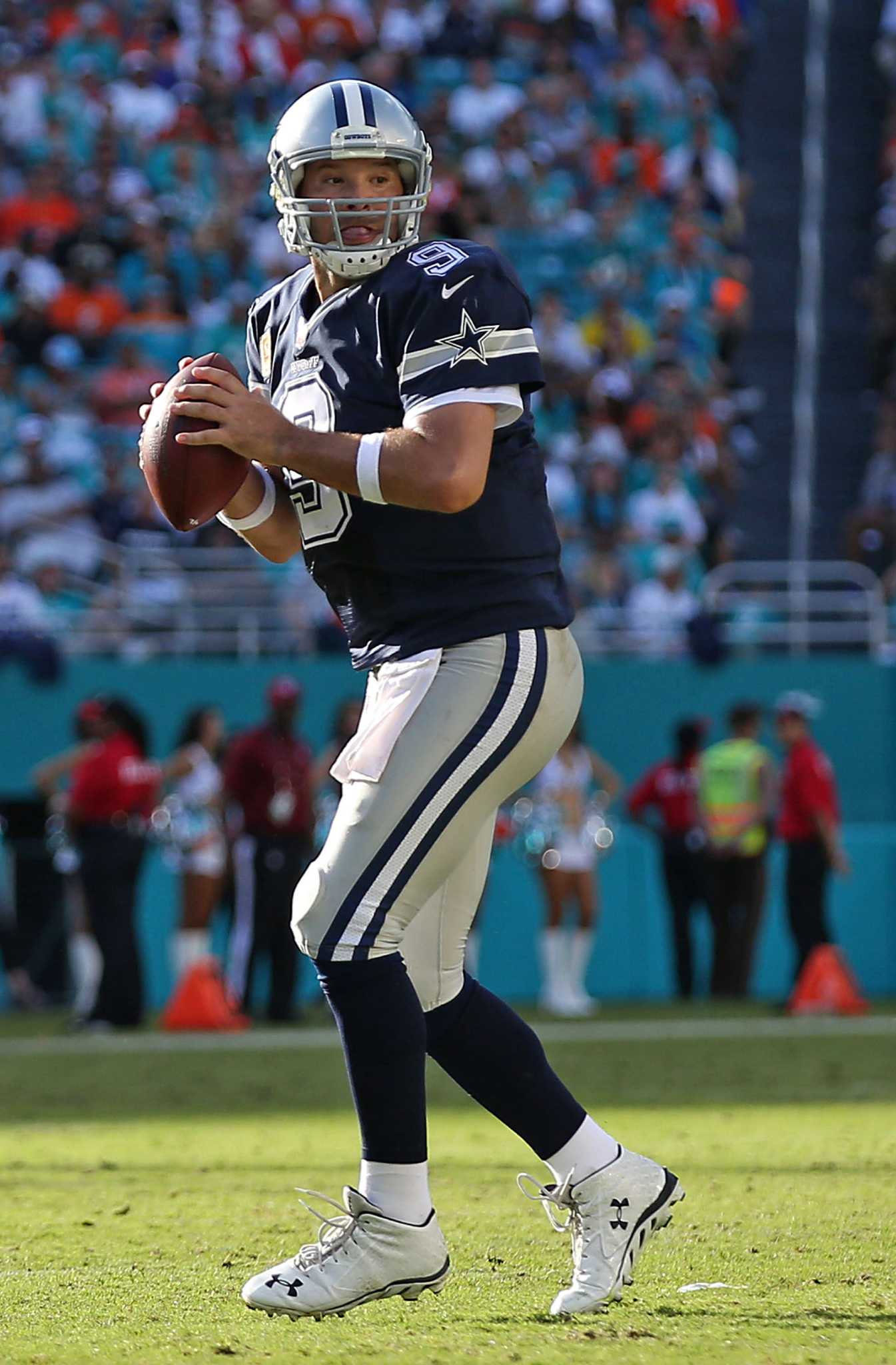 Dallas Cowboys: Tony Romo silences critics, leads Cowboys past Vikings