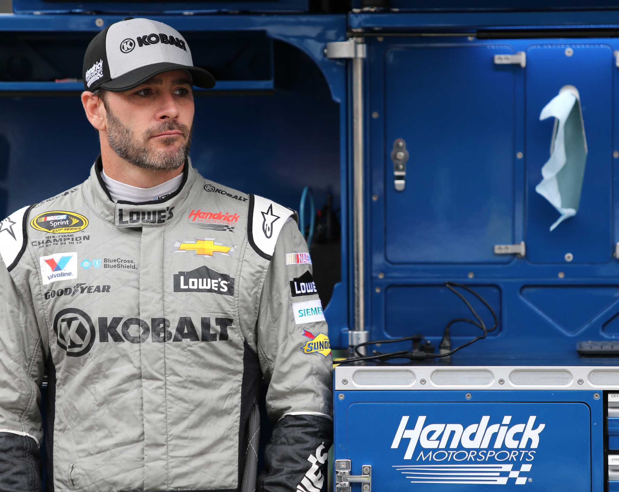 Chase resumes following break