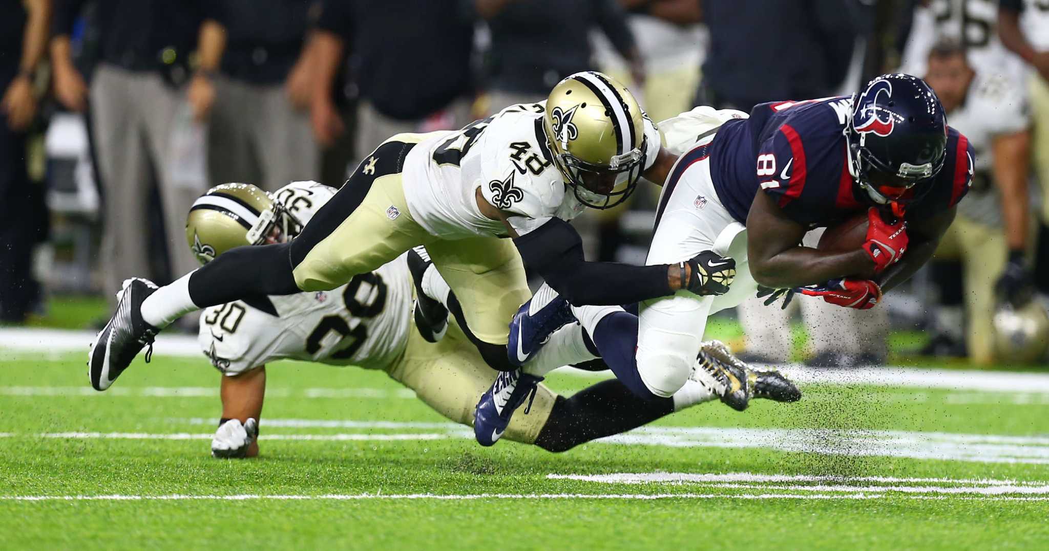 Texans RB Alfred Blue delivers clutch fumble recovery