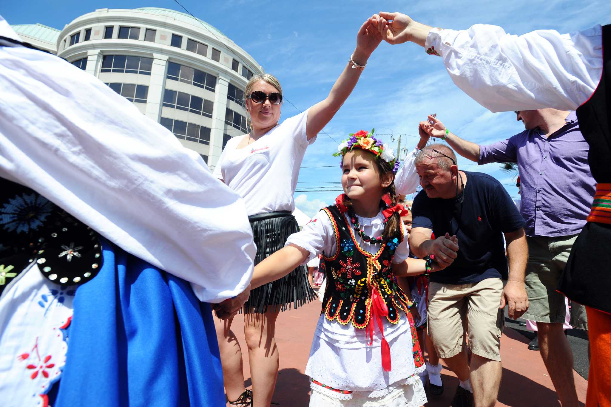 Polish Americans revel at Dozynki Festival in Stamford - StamfordAdvocate