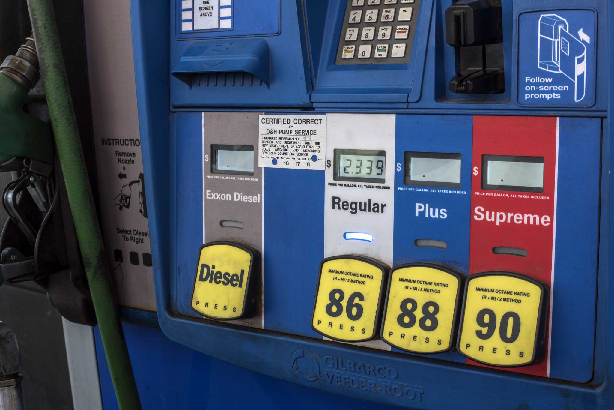 here-s-how-much-gasoline-the-average-american-consumes-annually-the