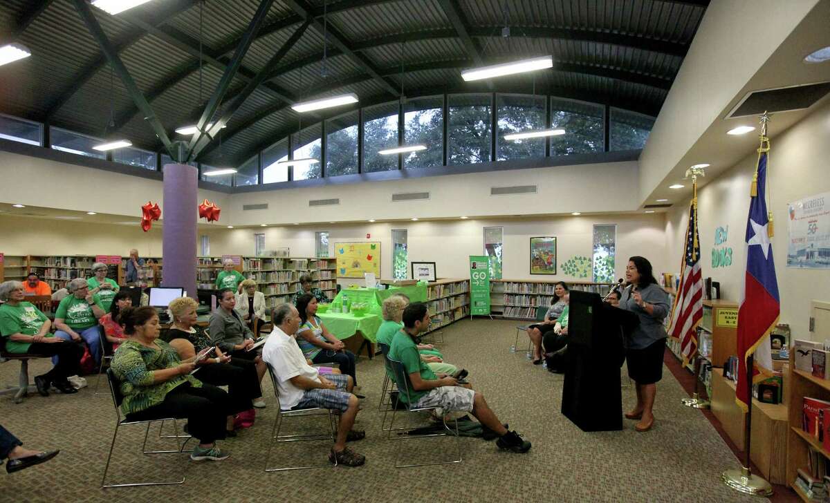 Former District 3 Councilwoman Rebecca J. Viagran speaks during the 50th anniversary party for the McCreless Branch Library in 2016. Her sister Phyllis Viagran will speak at the reopening on Saturday.