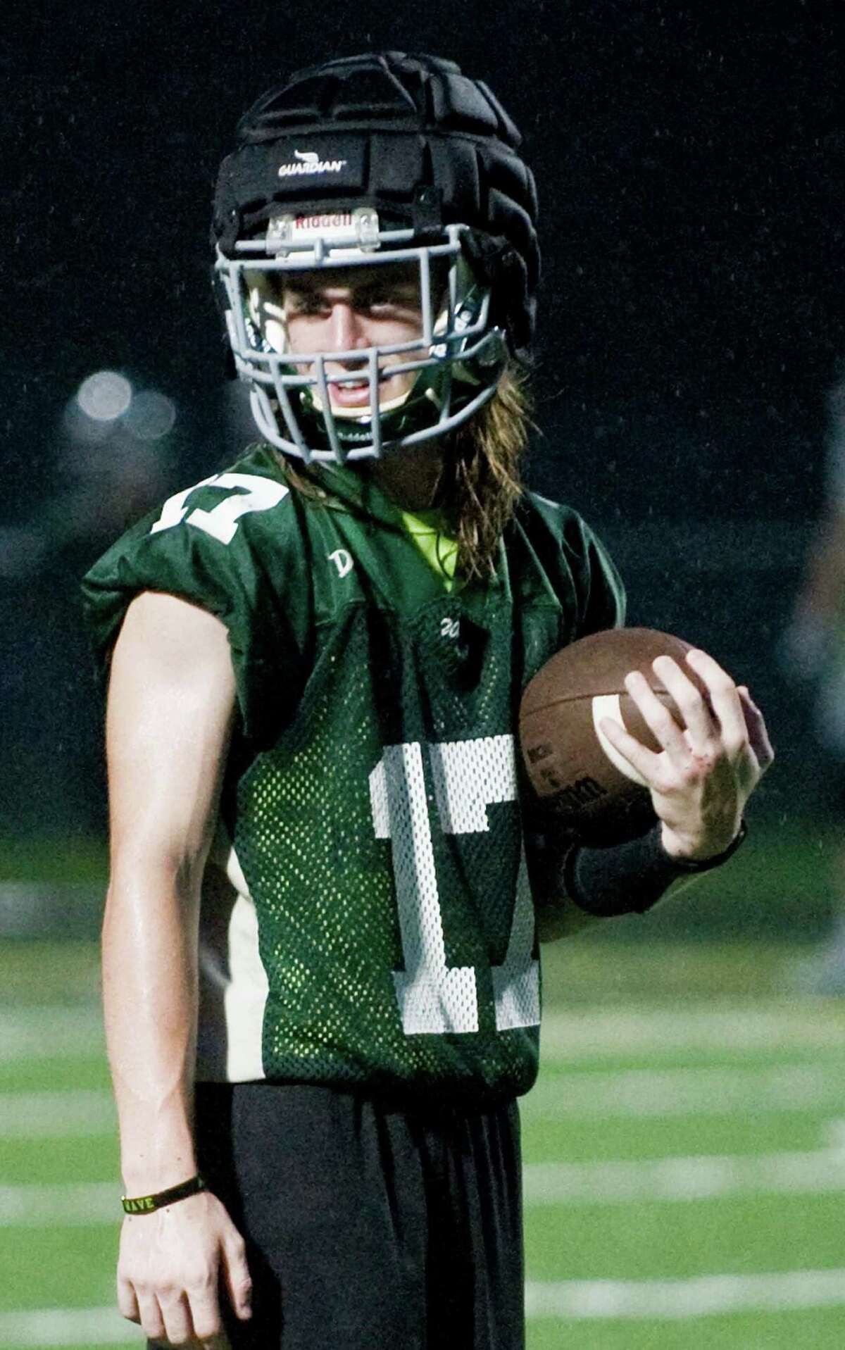 New Milford football team determined to make history, not repeat it