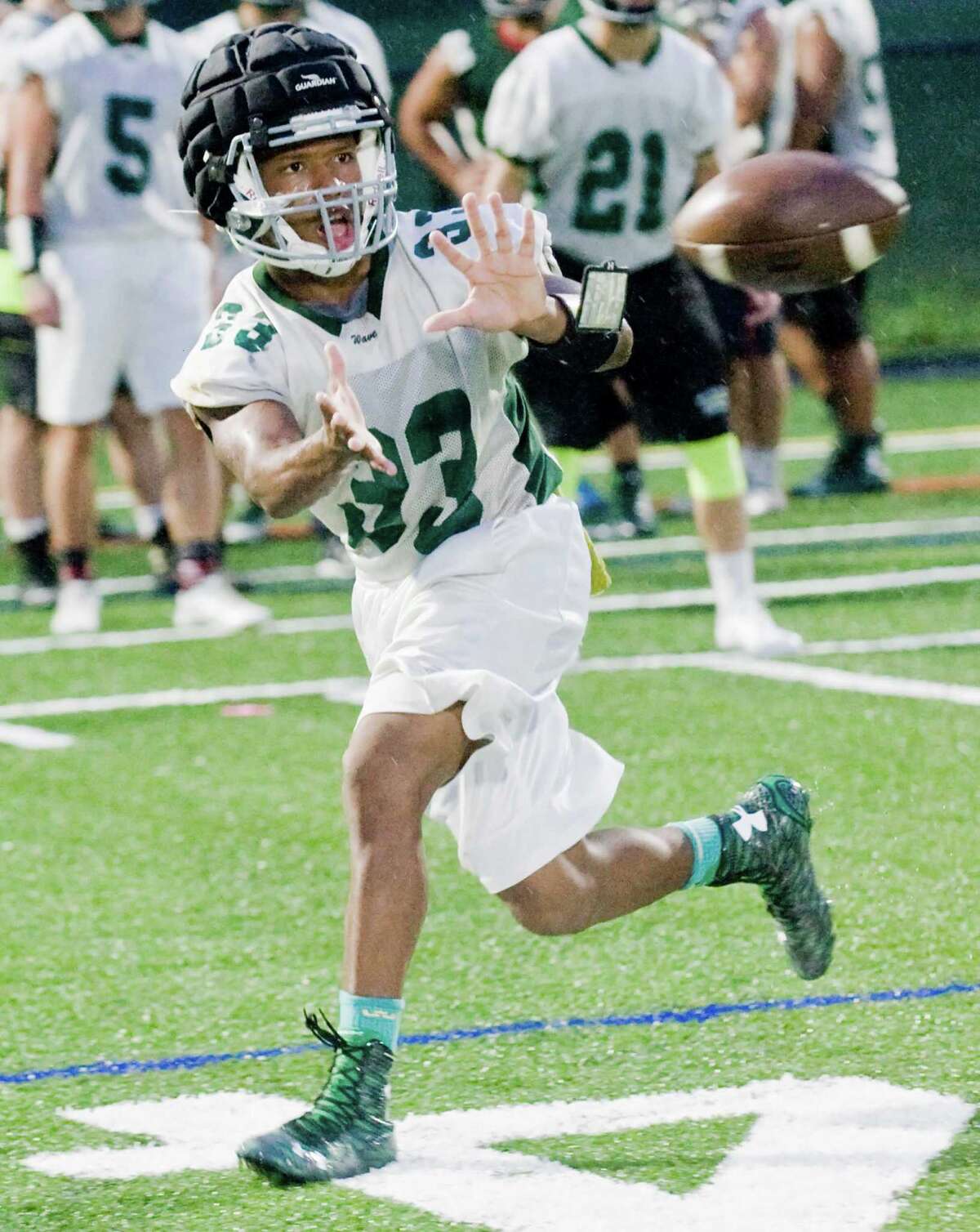 New Milford football team determined to make history, not repeat it