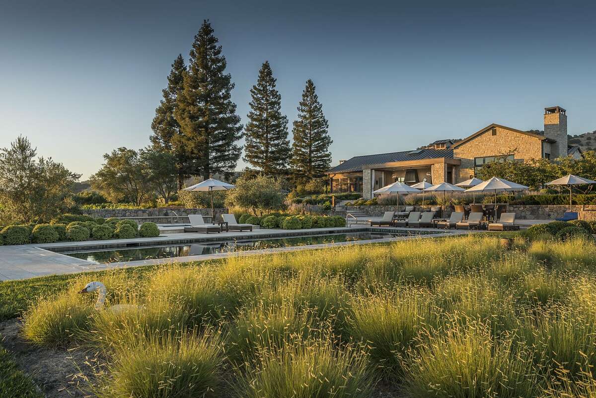 Yountville estate includes vineyard