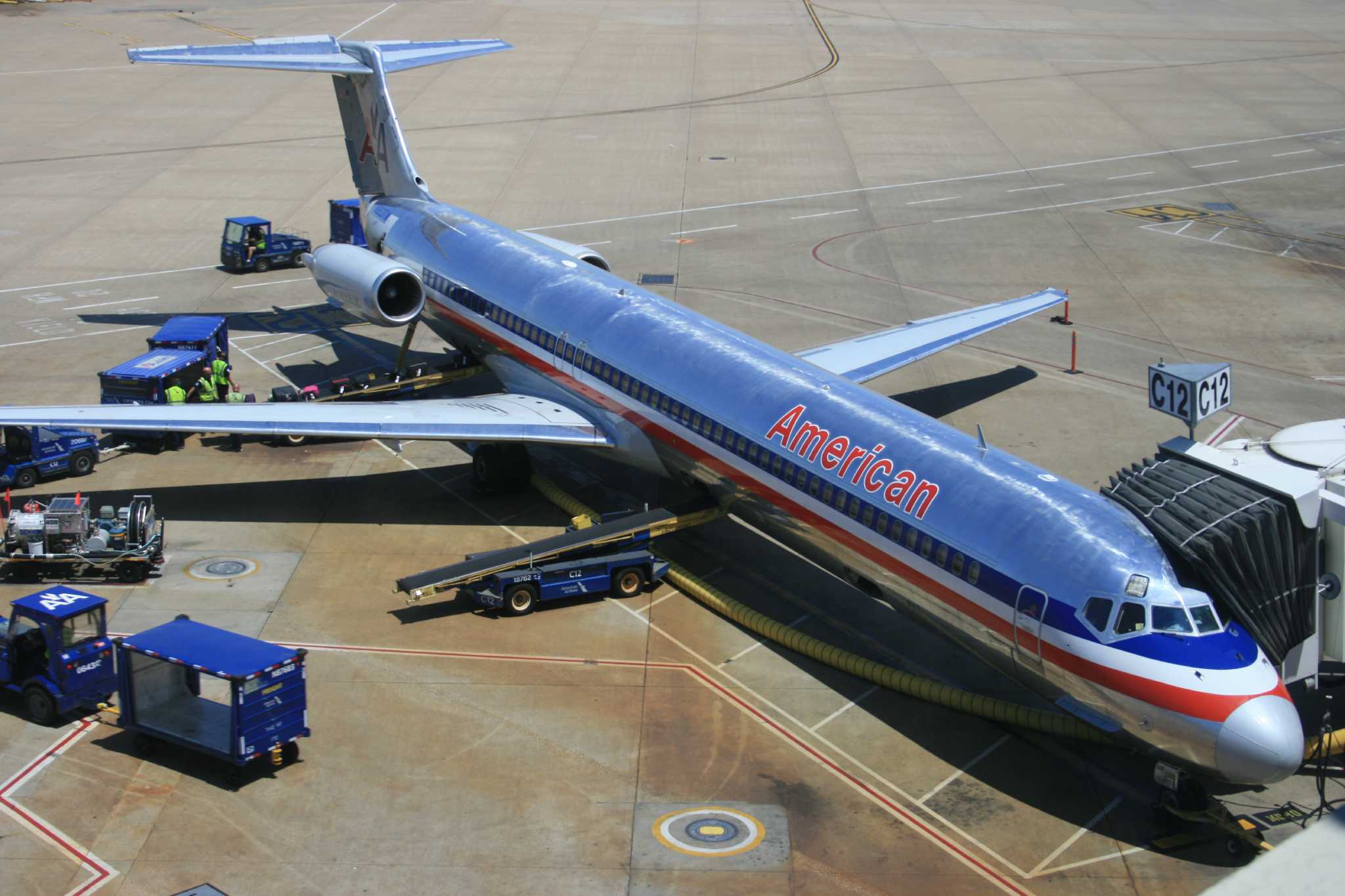 Mcdonnell Douglas Md 80 Seating Chart American Airlines Center - Best ...