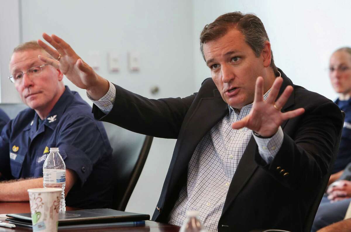 Sen. Ted Cruz visits the Port of Houston Authority, Bayport Container Terminal, for a roundtable discussion with port officials and community leaders Tuesday, Aug. 23, 2016, in Pasadena. ( Steve Gonzales / Houston Chronicle )