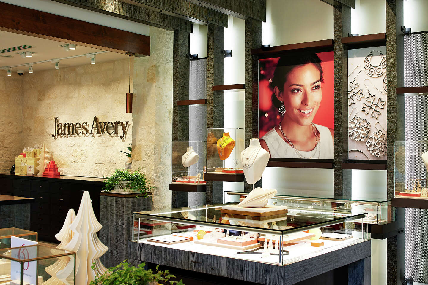 James Avery expands into South Texas with Corpus Christi shop