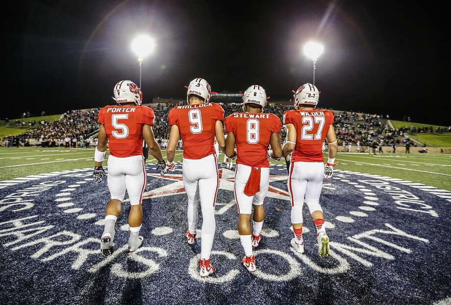 video shows texas high school football team perform war dance