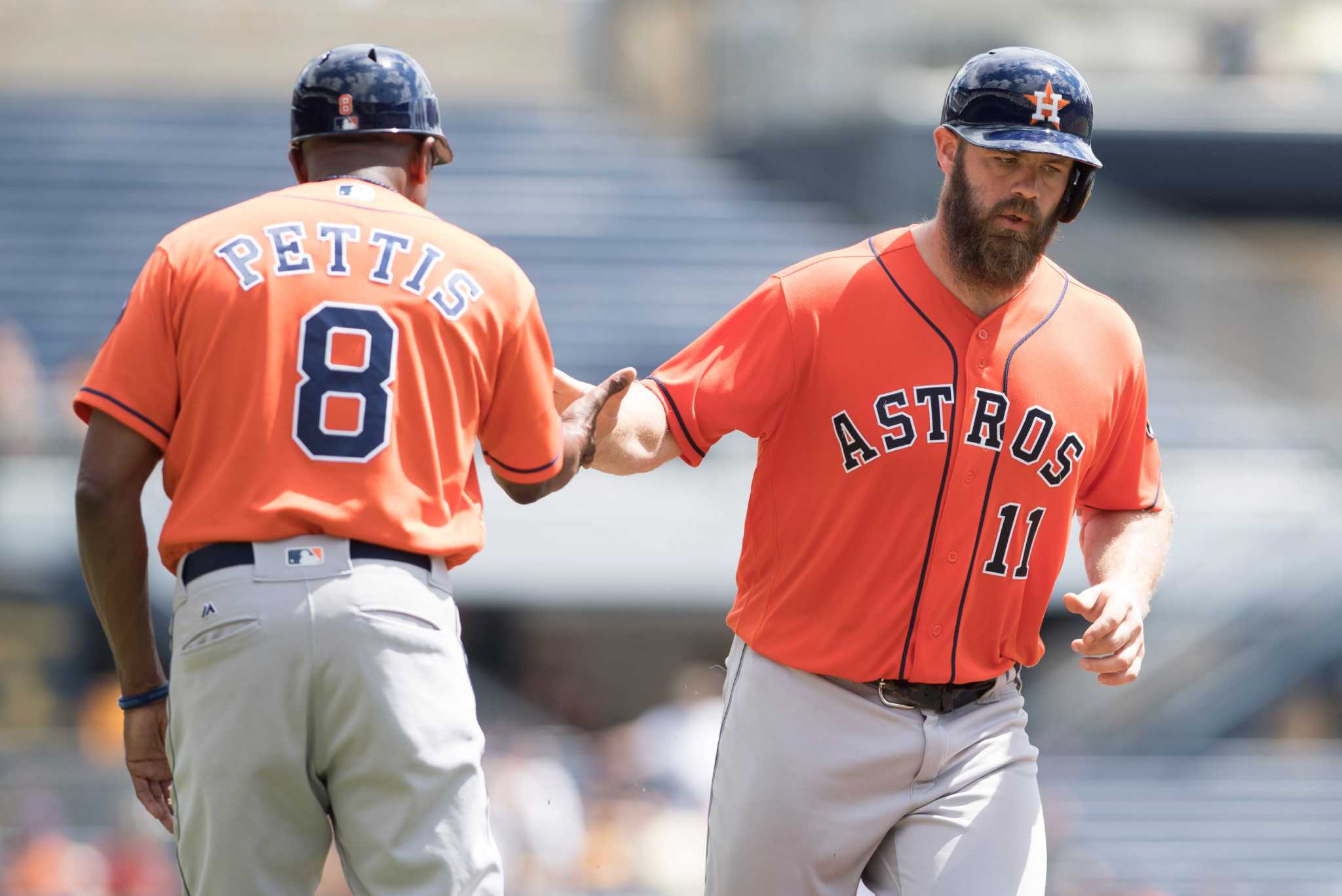 Houston Astros: The Beardless Evan Gattis Might Practice Catching