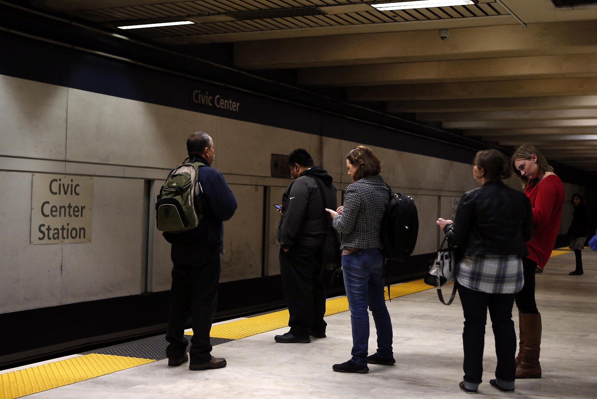 580 Civic Center Bart Station HD