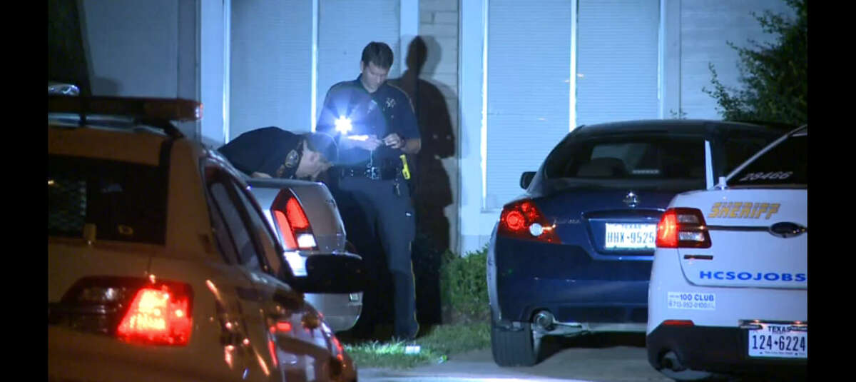 Man Wounded In Shooting At Northwest Harris County Apartments