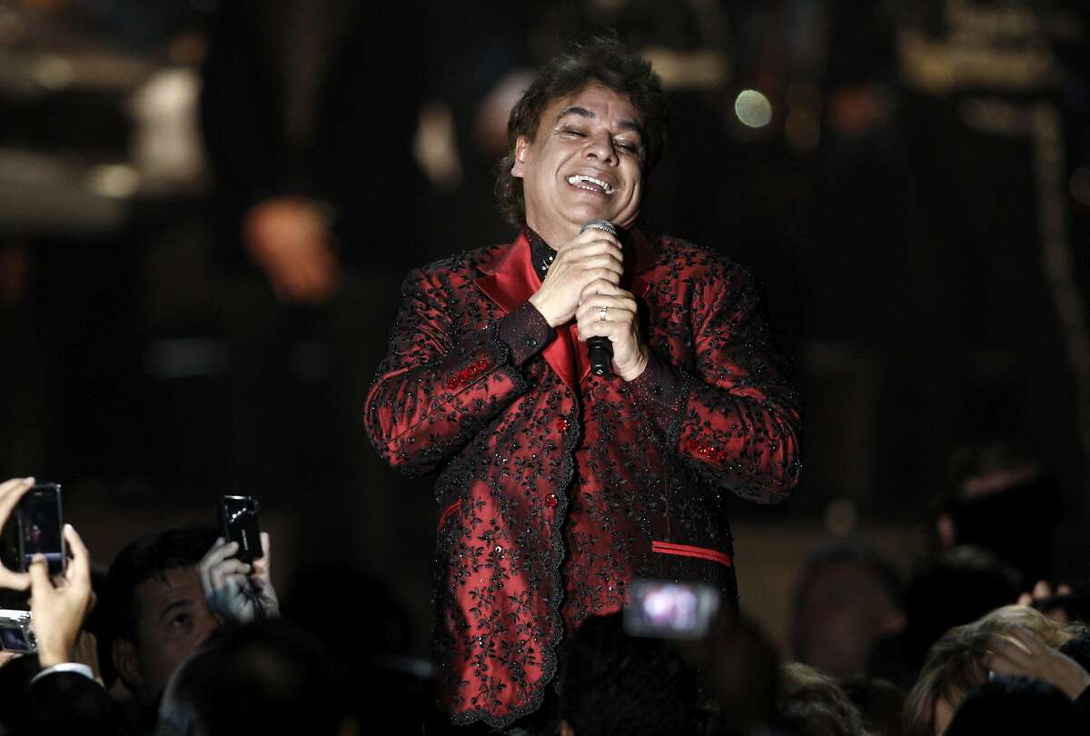 Reports Legendary Latin singer Juan Gabriel dead