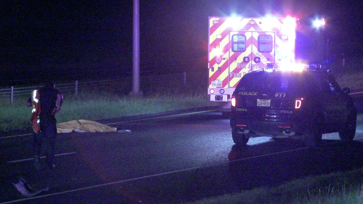 Authorities Identify 30 Year Old Man Who Was Ejected In Fatal Rollover Crash On Loop 410