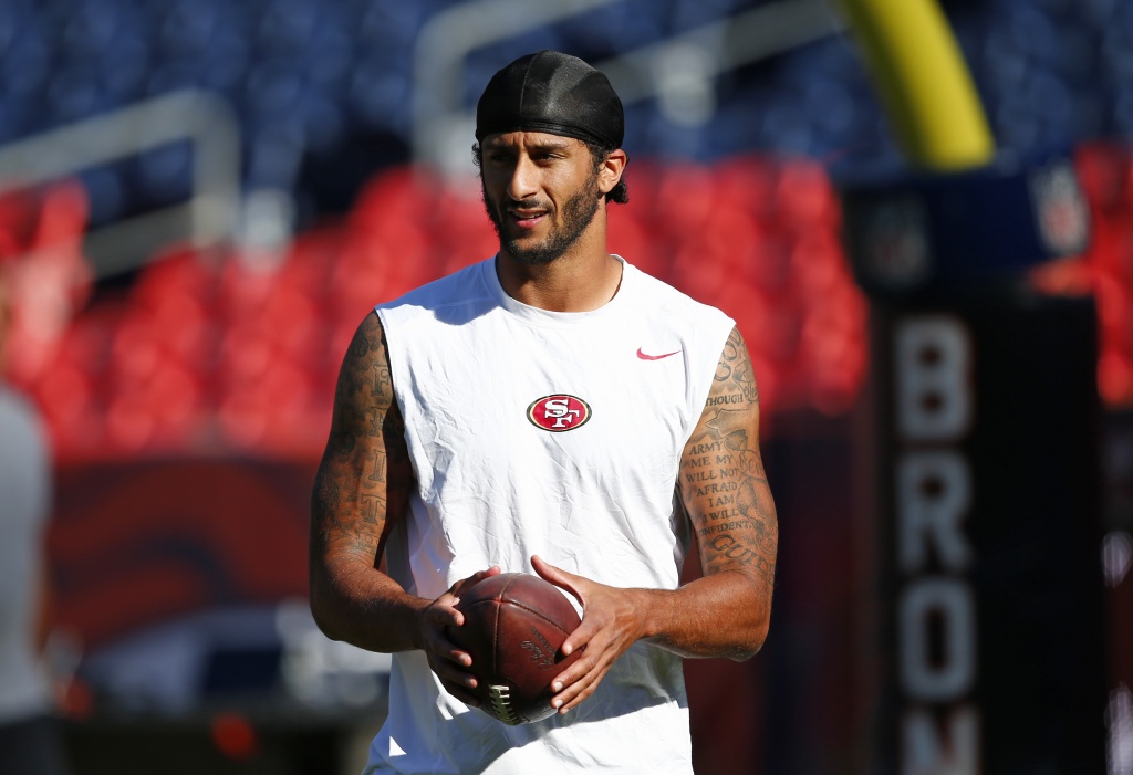 Colin Kaepernick to donate jersey sale proceeds - Sports Illustrated