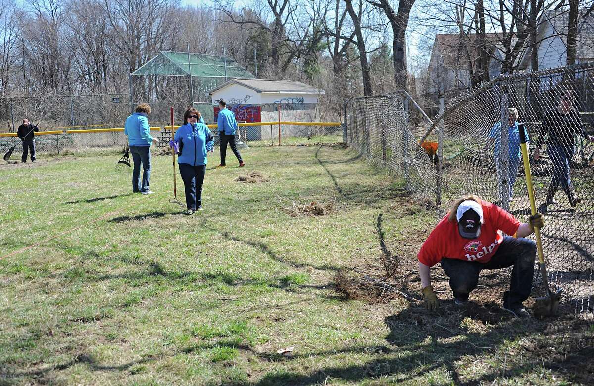 Schenectady Little League World Series champs' field now an eyesore