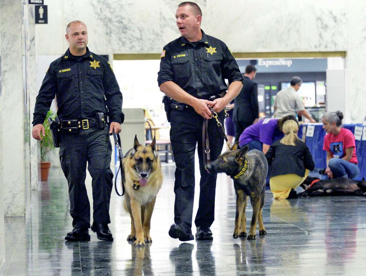 Sheriff Craig Apple: Deputies jump jobs for higher pay