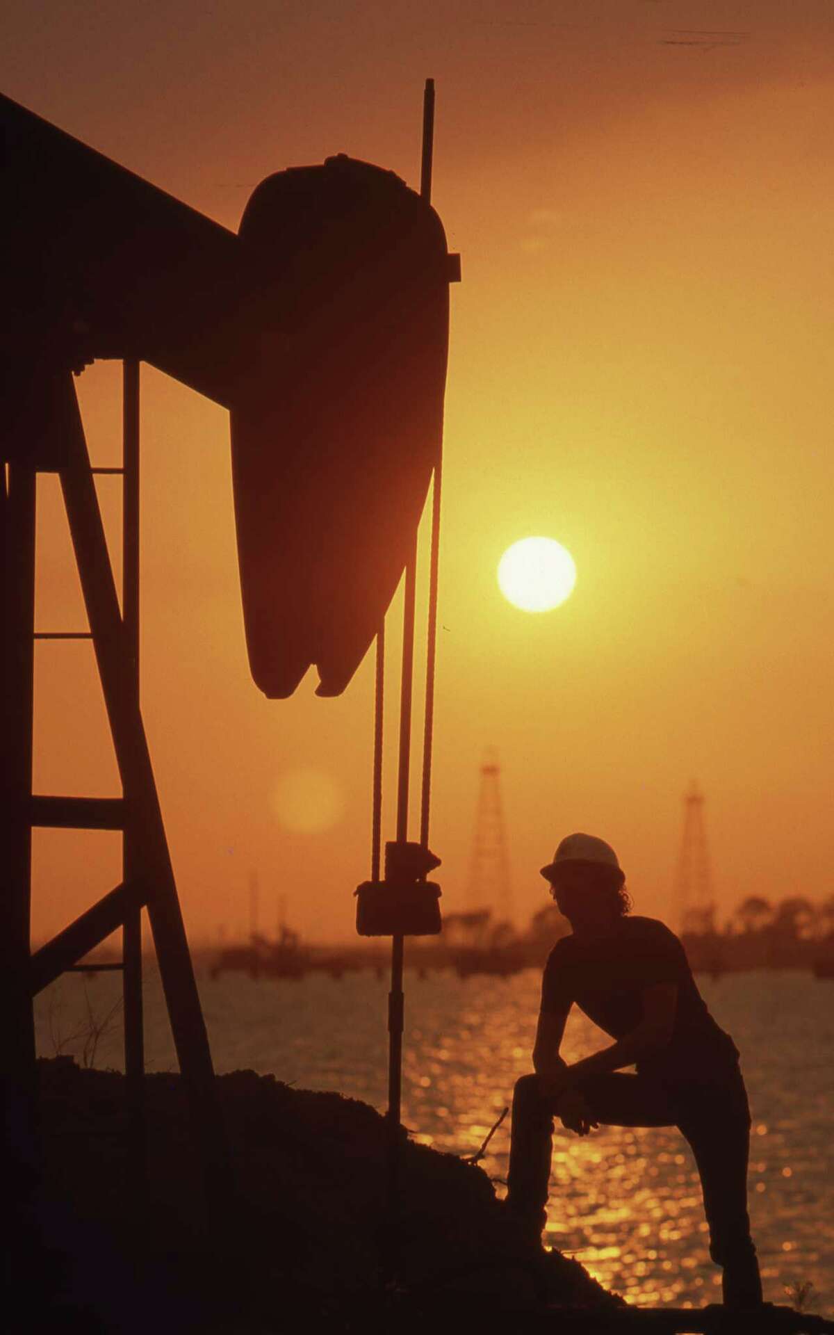 06/1985 - Goose Creek oil field is located in east Houston.