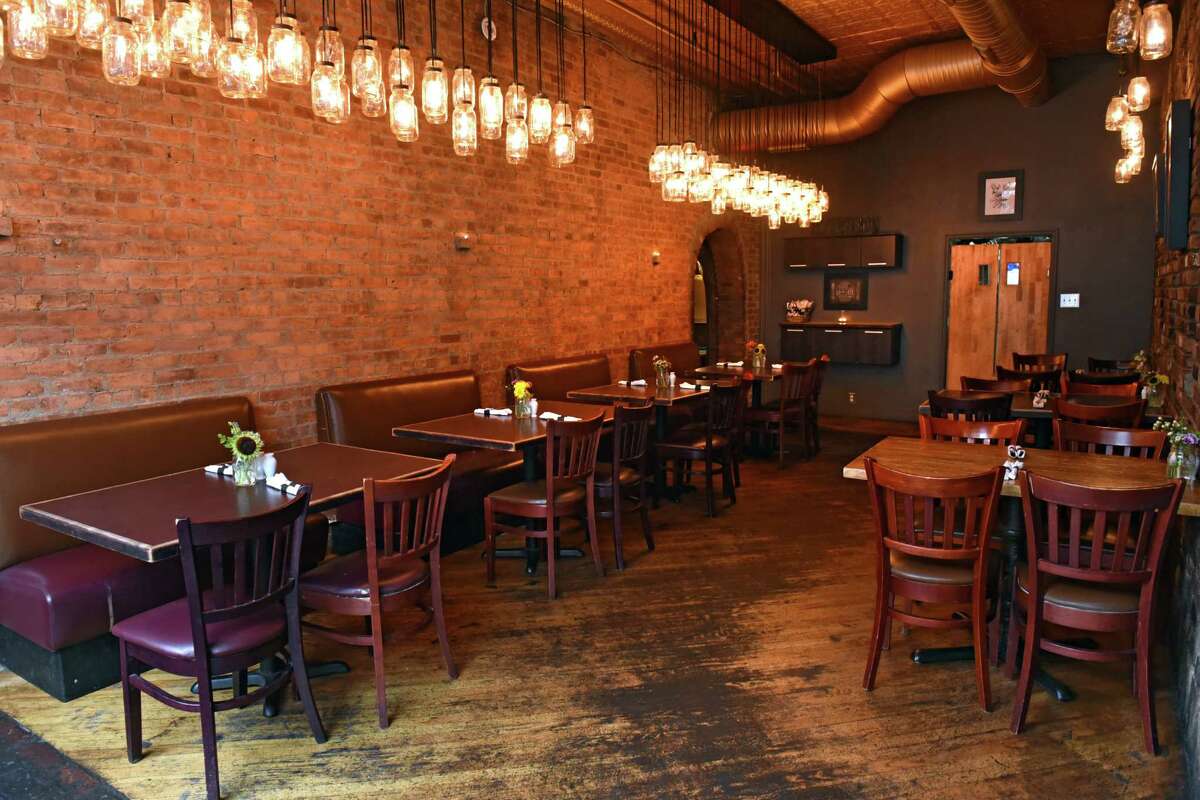   the hollow kitchen and bar in albany