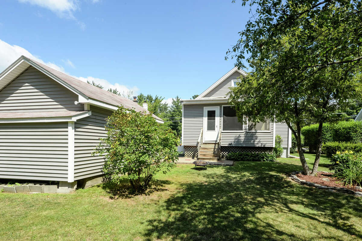 House of the Week Cape Cod in Delmar