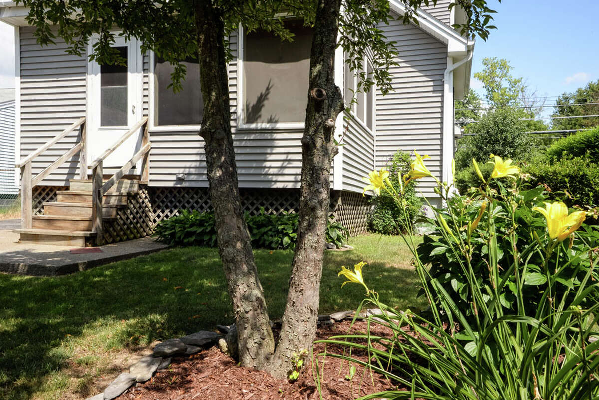 House of the Week Cape Cod in Delmar