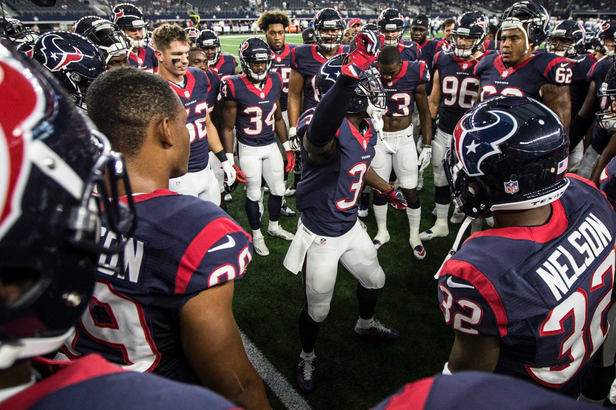 Texans begin making cuts toward 53man roster Houston Chronicle