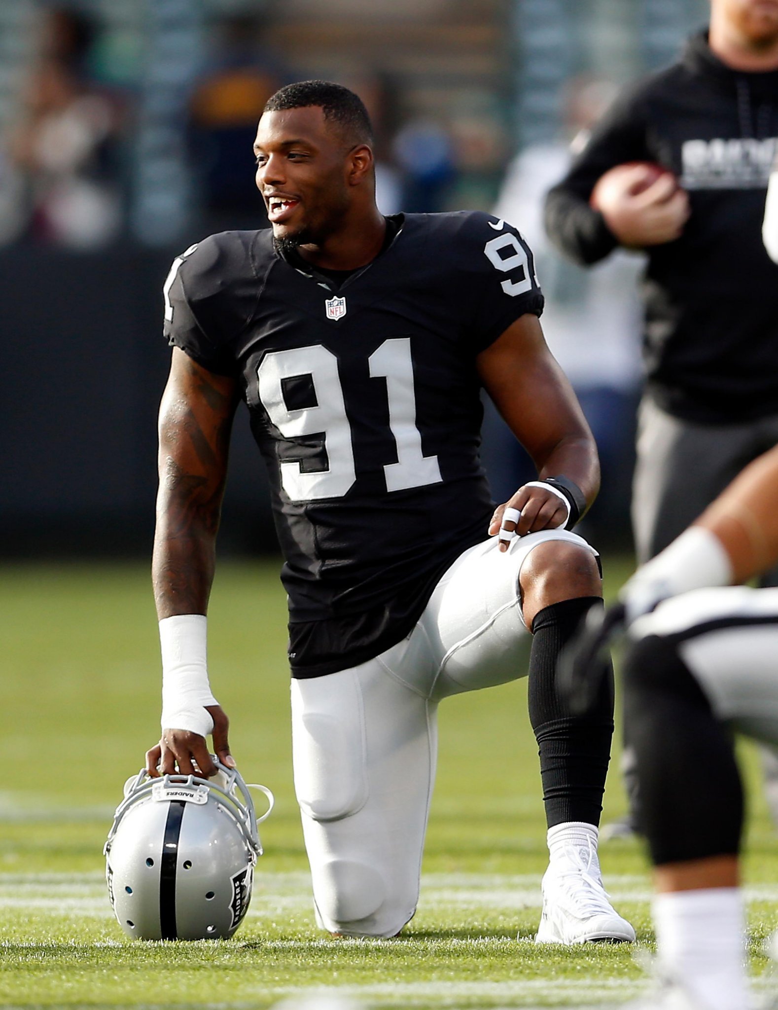 Oakland Raiders: Shilique Calhoun Primed for Big Year