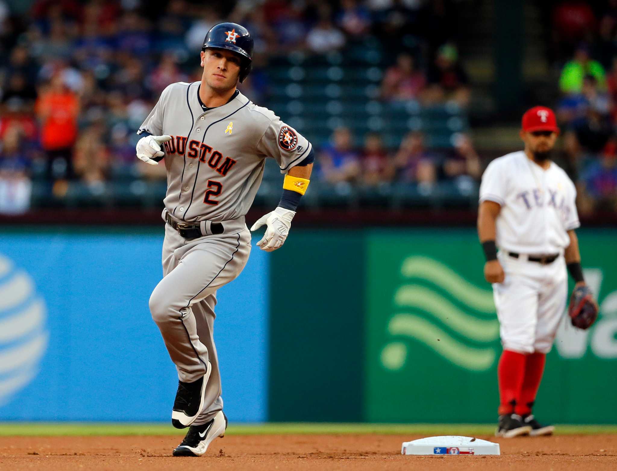 Astros' Alex Bregman deletes Twitter account after DM fight - Sports  Illustrated