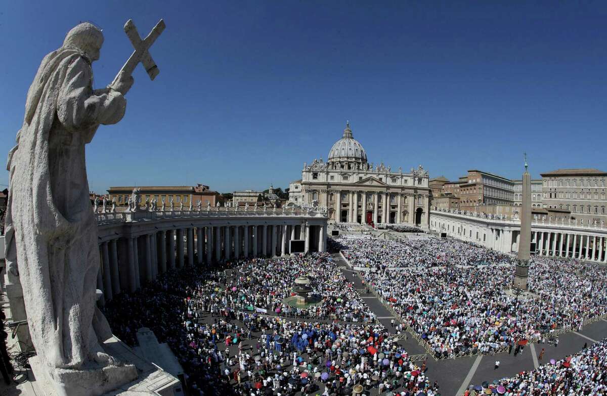 St. Peter's Square is crowded with faithful attending a Canonization Mass by Pope Francis for Mother Teresa, at the Vatican, Sunday, Sept. 4, 2016. Francis has declared Mother Teresa a saint, honoring the tiny nun who cared for the world's most destitute as an icon for a Catholic Church that goes to the peripheries to find poor, wounded souls.