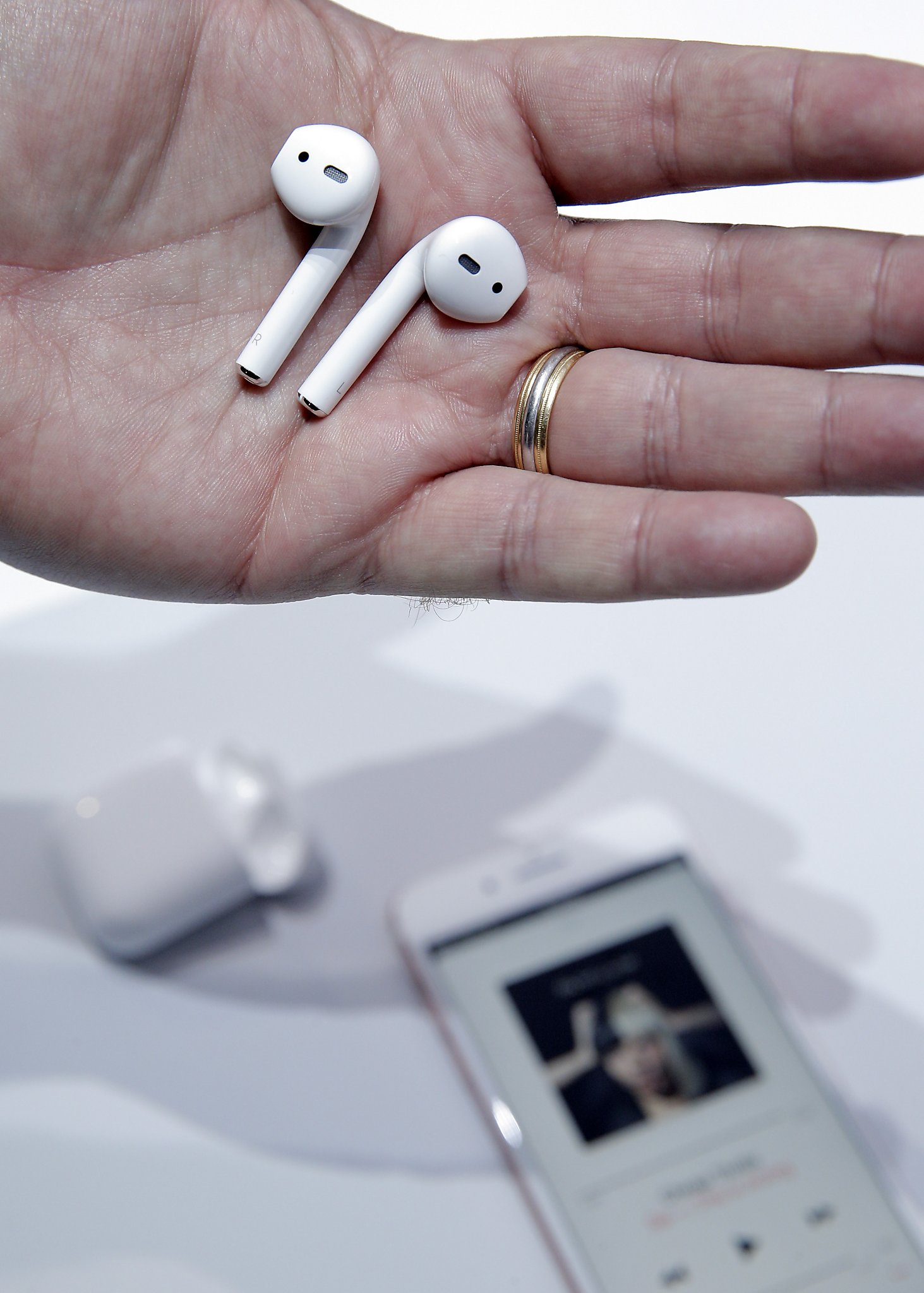Man says his Apple AirPod emitted white smoke and exploded during a workout
