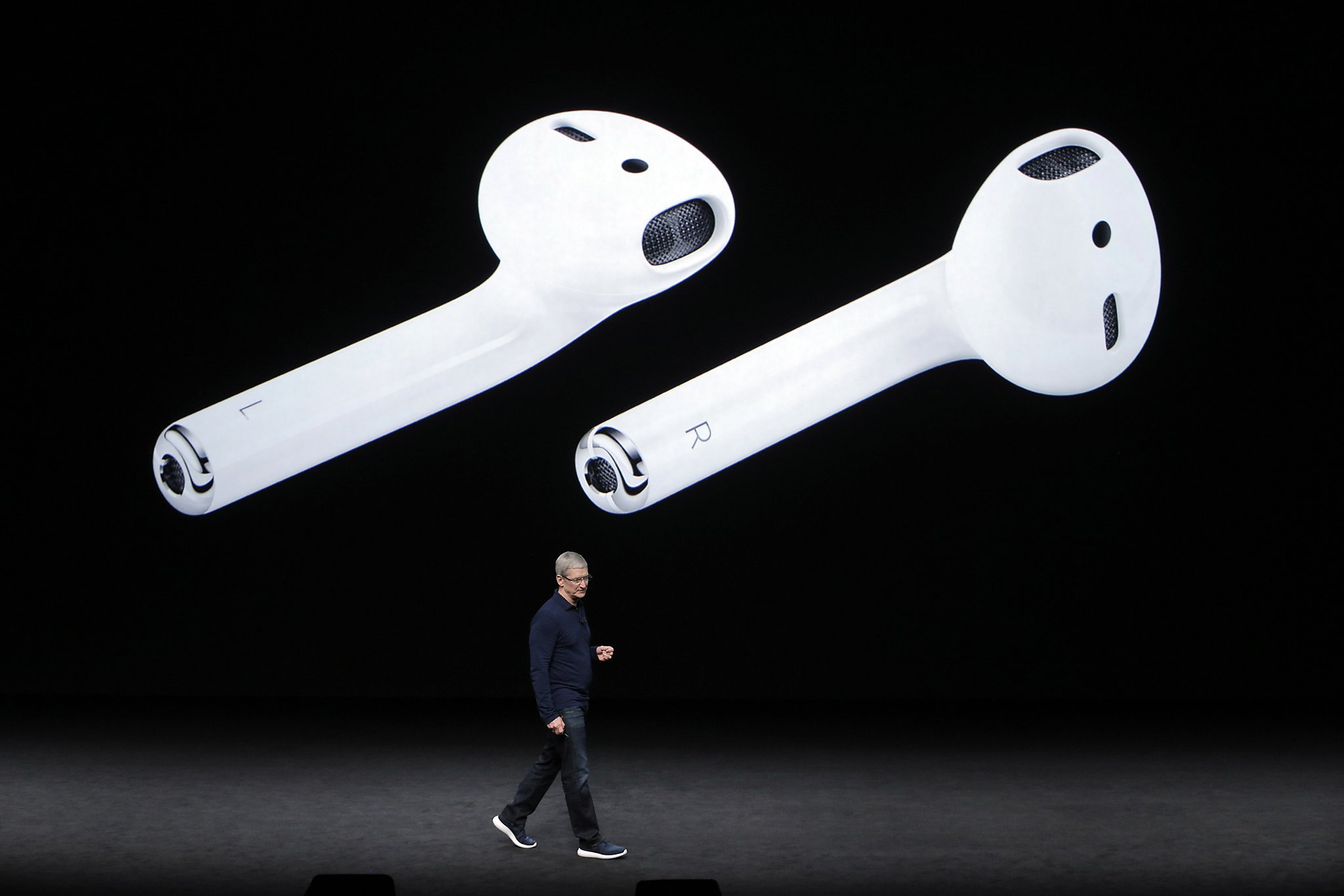 Apple unveils iPhone 7, wireless earbuds SFGate