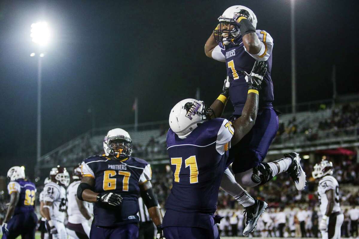 Prairie View A&M cornerback Cederic Porter (1) gave his team a big lift after scoring the go-ahead touchdown against Texas Southern on Sunday.