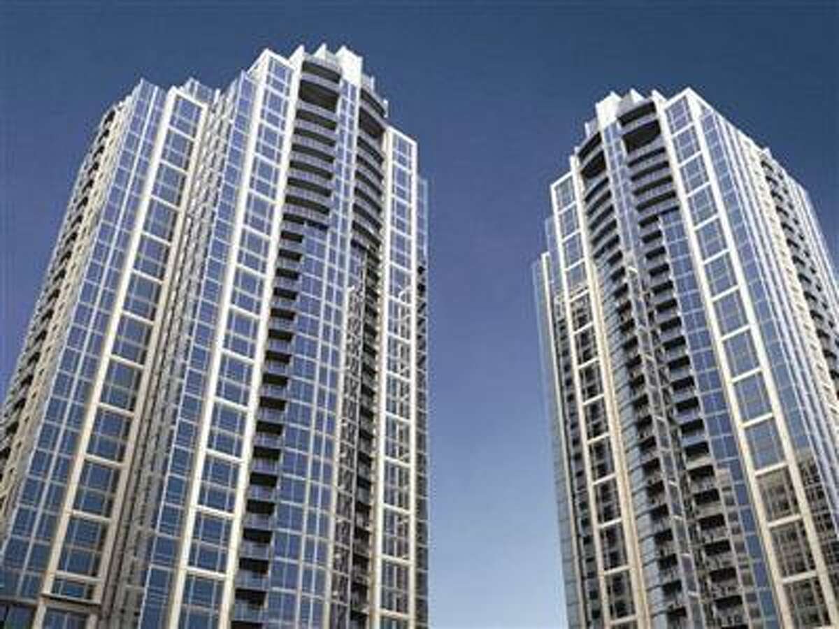 While defrauding Apple and a Seattle-area bank, Maziar Rezakhani lived at The Braven luxury apartment tower in Bellevue.
