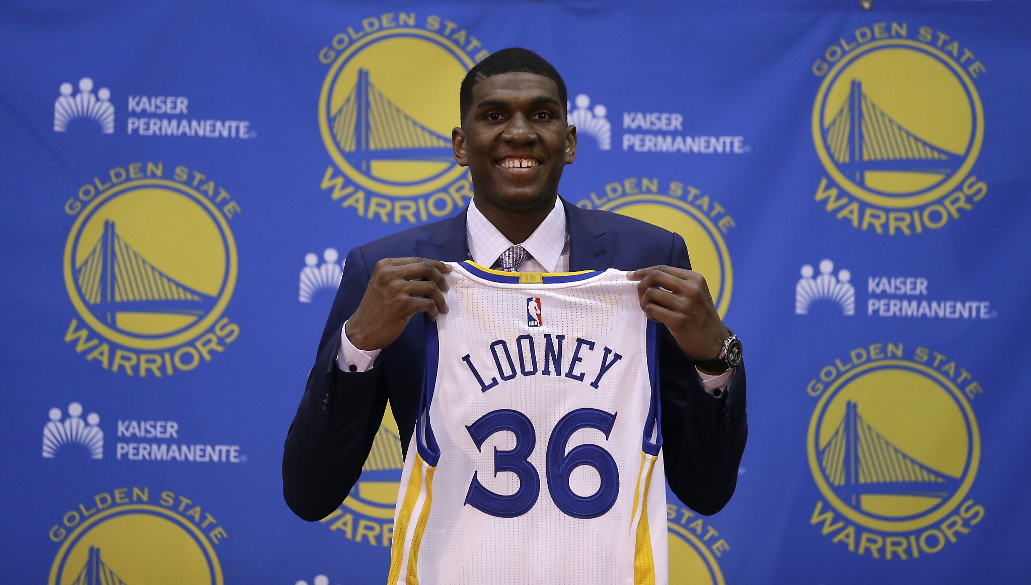 kevon looney jersey