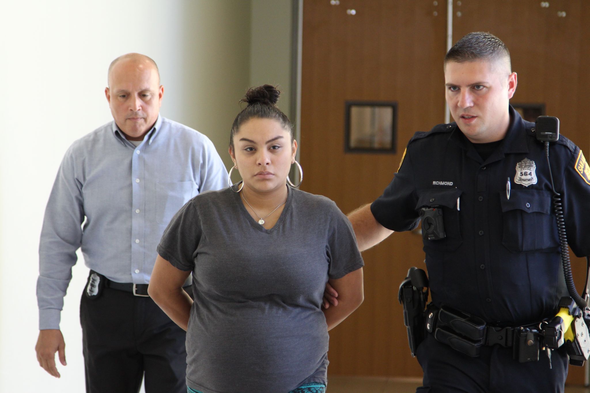 Pregnant mother arrested on felony charge in connection to death of 4(01)