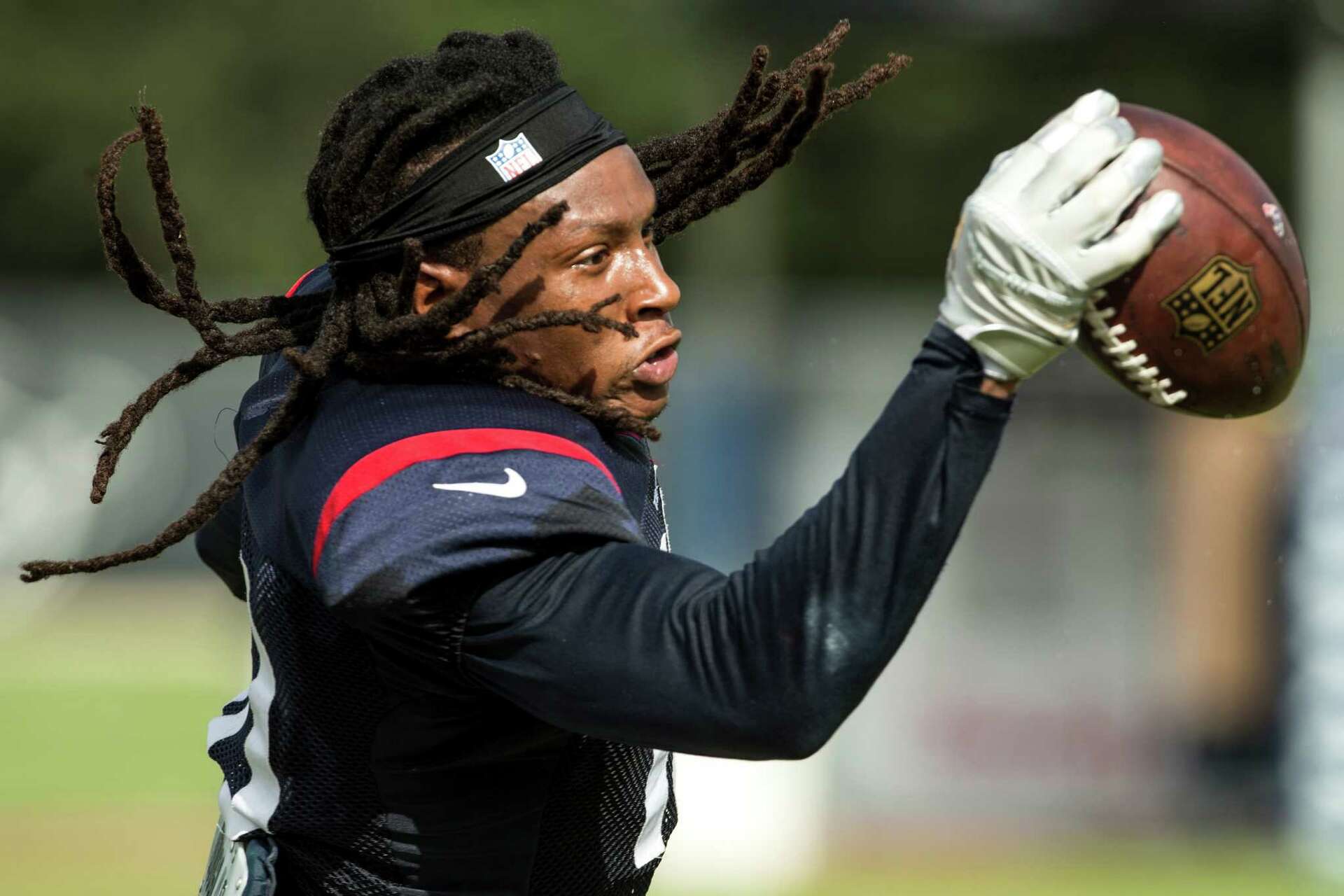 It s a case of one upmanship for Texans Pro Bowl receiver DeAndre Hopkins