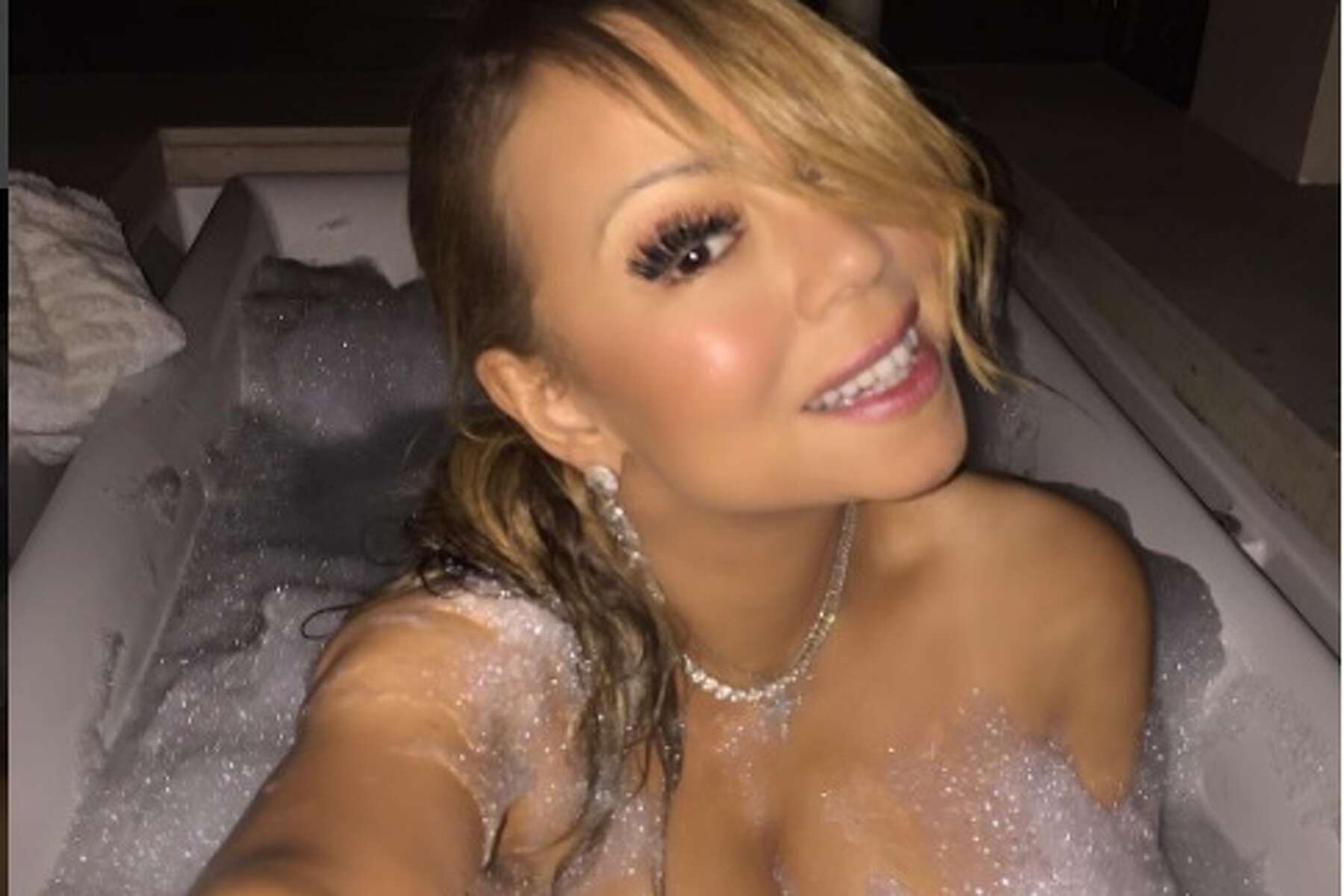 Bang Bus Pron Carrey Mariah Naked