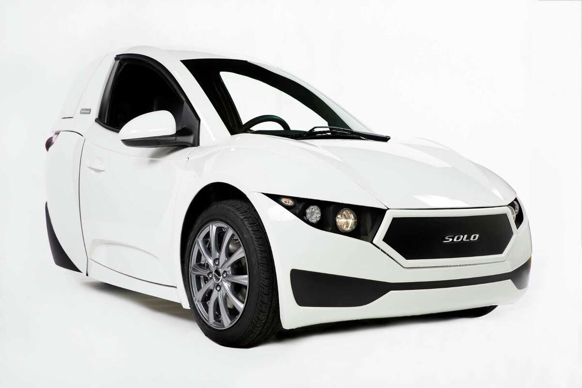 3wheeled electric vehicle set to go on sale this year