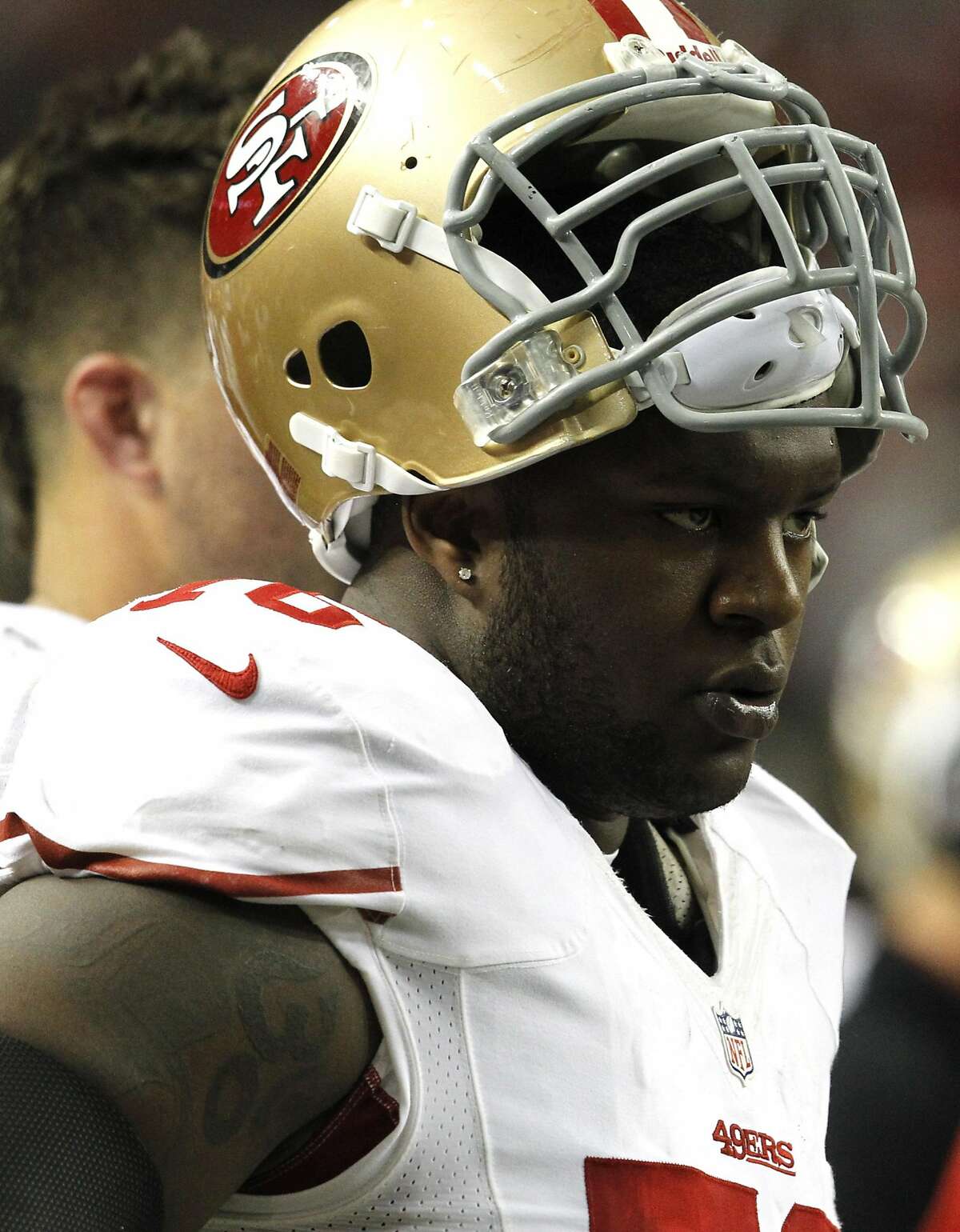 49ers RG Davis' status uncertain two days before season opener