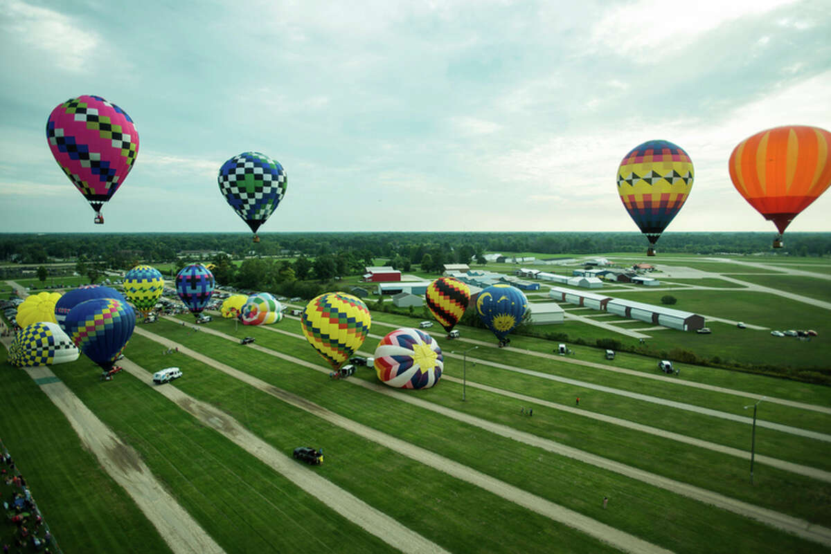 Midland Balloon Festival Friday morning flights, Amazing Balloon Glow