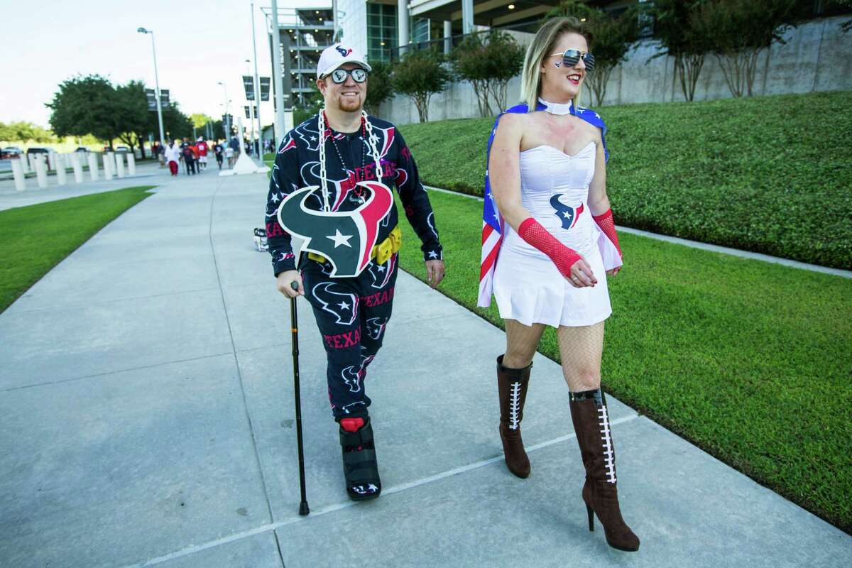 Sept. 10: Fans at Texans season opener