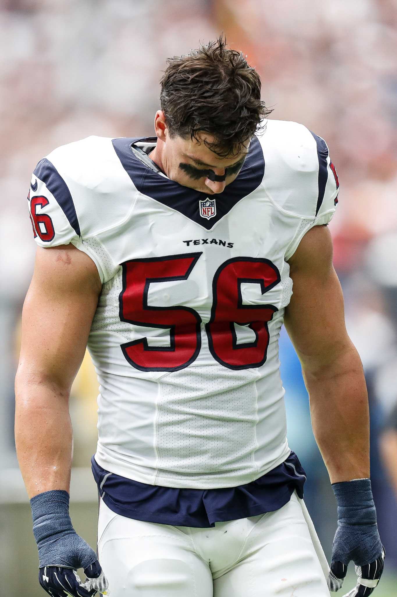 Texans LB Brian Cushing out indefinitely with sprained ligament